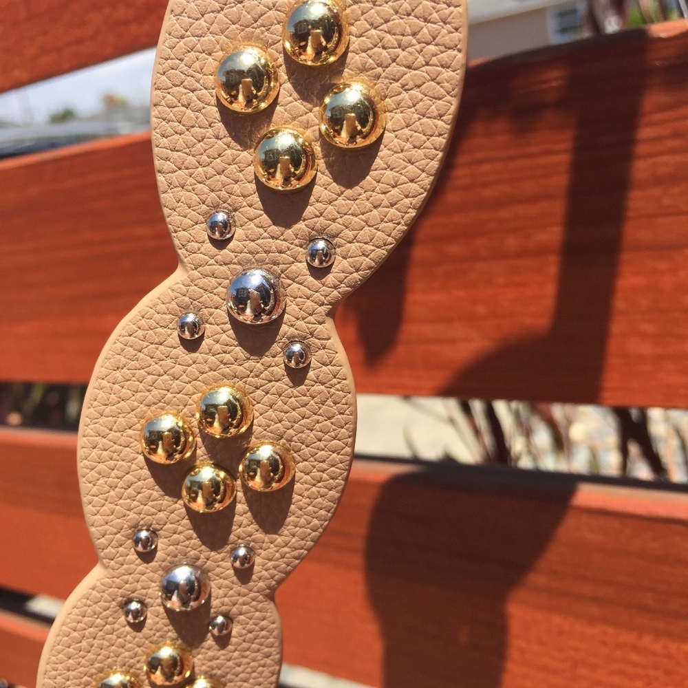 Interchangable shoulder/crossbody strap - Picture 2 of 3